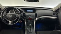 Honda Accord vaihtoauto