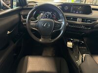 Lexus UX vaihtoauto