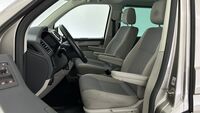 Volkswagen Caravelle vaihtoauto