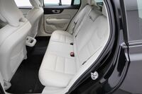 Volvo V60 Cross Country vaihtoauto