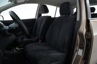 Nissan Tiida vaihtoauto