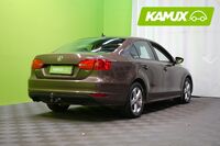Volkswagen Jetta vaihtoauto
