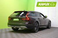 Volvo V90 Cross Country vaihtoauto