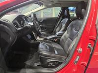 Volvo V40 Cross Country vaihtoauto