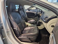 Volvo V40 Cross Country vaihtoauto