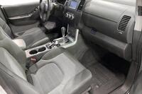 Nissan Navara vaihtoauto