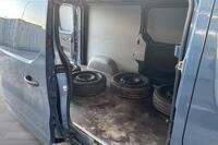 Opel Vivaro vaihtoauto