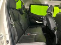 Nissan Navara vaihtoauto