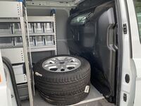 Ford Transit Connect vaihtoauto