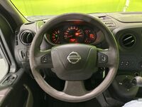 Nissan NV400 vaihtoauto