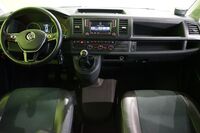Volkswagen Caravelle vaihtoauto