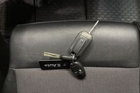 Opel Vivaro vaihtoauto