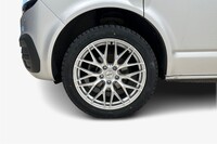 Volkswagen Caravelle vaihtoauto