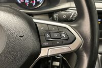 Volkswagen Caravelle vaihtoauto