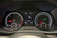 Volkswagen Caravelle vaihtoauto