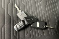 Volkswagen Caravelle vaihtoauto