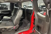 Nissan Navara vaihtoauto