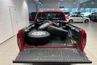 Nissan Navara vaihtoauto