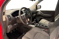 Nissan Navara vaihtoauto