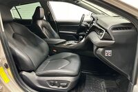 Toyota Camry vaihtoauto