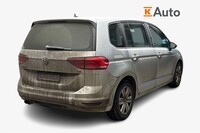 Volkswagen Touran vaihtoauto