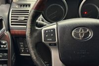 Toyota Land Cruiser vaihtoauto