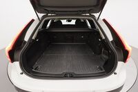 Volvo V90 Cross Country vaihtoauto
