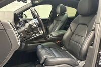 Porsche Cayenne vaihtoauto