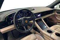 Porsche Taycan vaihtoauto