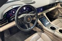 Porsche Taycan vaihtoauto