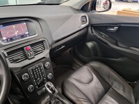 Volvo V40 Cross Country vaihtoauto