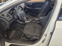 Volvo V40 Cross Country vaihtoauto