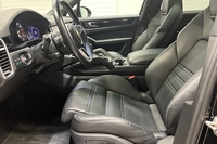 Porsche Cayenne vaihtoauto