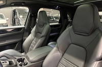 Porsche Cayenne vaihtoauto