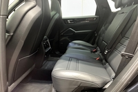 Porsche Cayenne vaihtoauto
