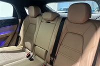 Porsche Cayenne vaihtoauto
