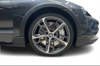 Porsche Taycan vaihtoauto