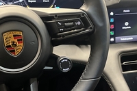 Porsche Taycan vaihtoauto