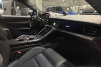 Porsche Taycan vaihtoauto