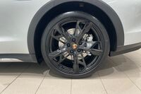 Porsche Taycan vaihtoauto