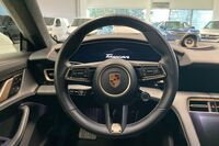 Porsche Taycan vaihtoauto