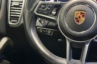 Porsche Cayenne vaihtoauto