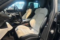 Porsche Taycan vaihtoauto