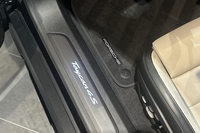 Porsche Taycan vaihtoauto