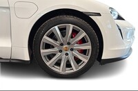 Porsche Taycan vaihtoauto