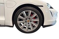 Porsche Taycan vaihtoauto