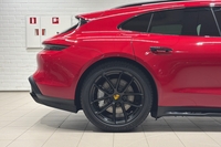 Porsche Taycan vaihtoauto
