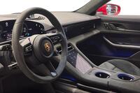 Porsche Taycan vaihtoauto