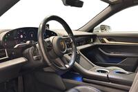 Porsche Taycan vaihtoauto