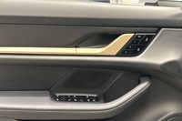 Porsche Taycan vaihtoauto